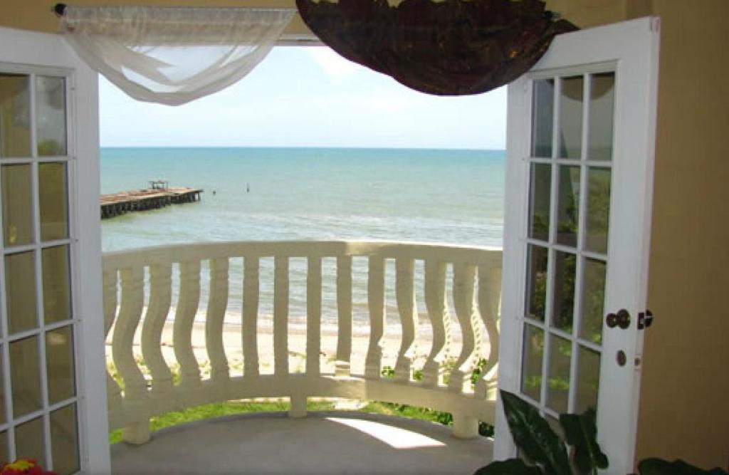 Hotel Art Deco Beach La Ceiba Room photo